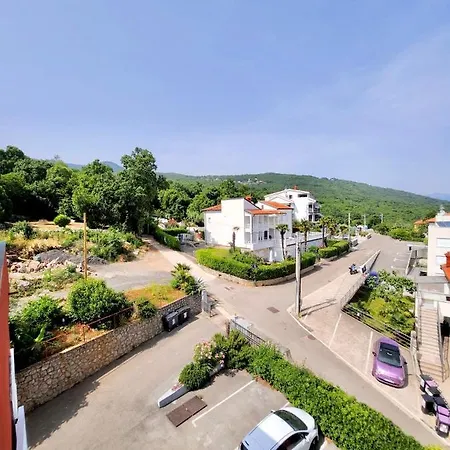 Ema Lara Apartman Apartment *